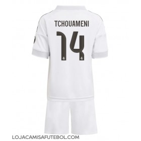 Camisa de Futebol Real Madrid Aurelien Tchouameni #14 Equipamento Principal Infantil 2025-26 Manga Curta (+ Calças curtas)